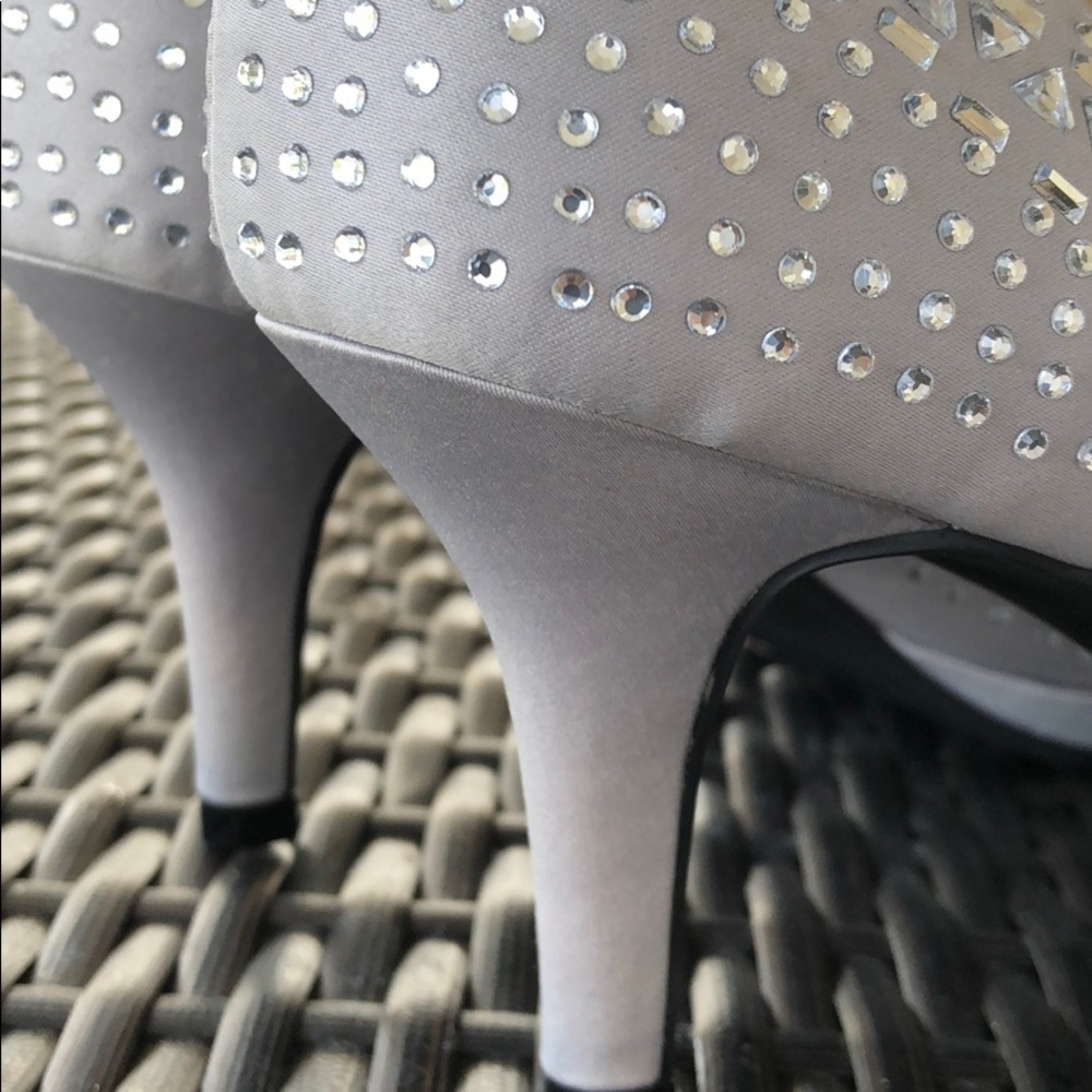 Kelly & Katie sequined shoes - Picture 8 of 8